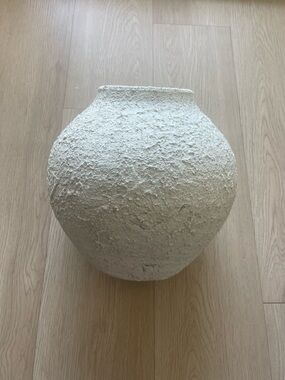 Easton Handmade Terracotta Table Vase